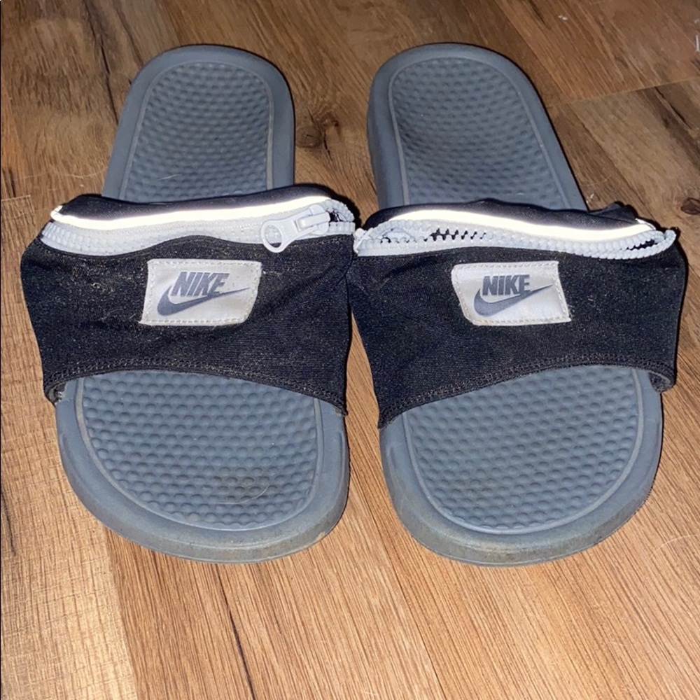 Nike Fanny pack sneakers